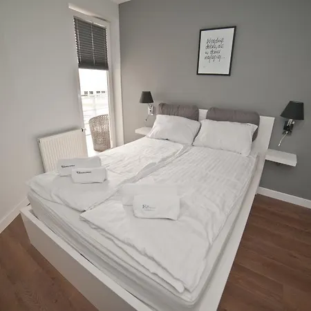 Eu - Nowoczesny Appartamento